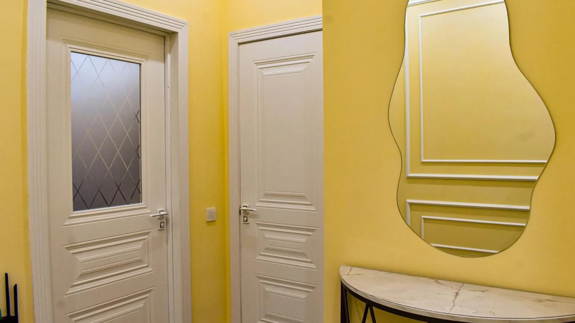 Apartment 2 Комнатная Кв Жк Еверест Almaty